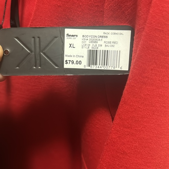 Kim Kardashian dress. Never worn. Still has tags. - Picture 5 of 5